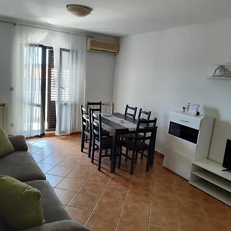Apartment With A Parking Space - 10429