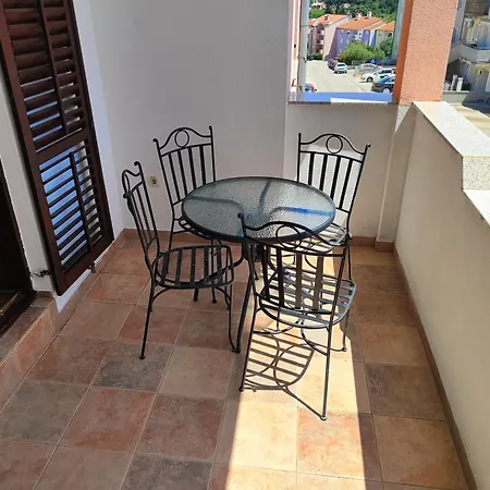 With Parking Space - 10429 Apartman