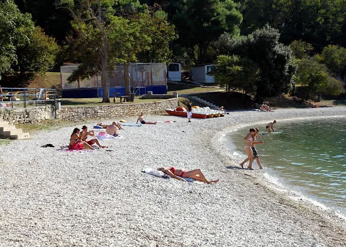 Διαμέρισμα With Parking Space - 10429 Πούλα