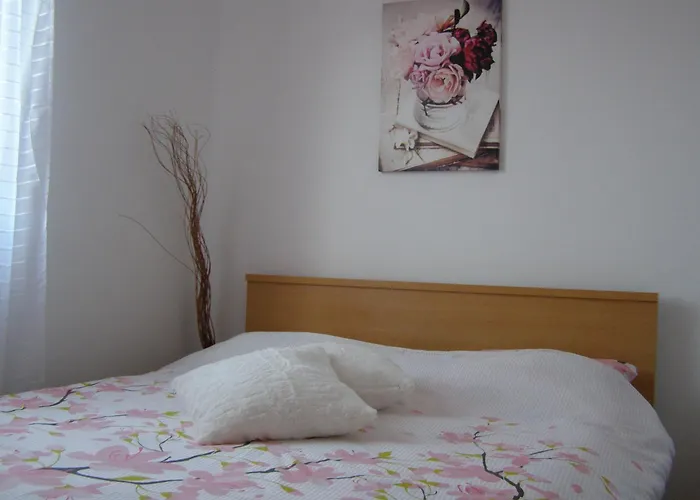 With Parking Space - 10429 Πούλα